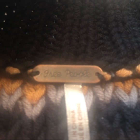 Free People (Purchased at Evereve): Devon Sweater. Small. - Picture 8 of 9